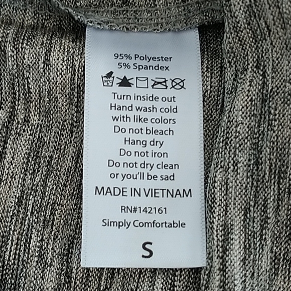 LuLa Roe Gigi Metallic Print Top S - Picture 7 of 9